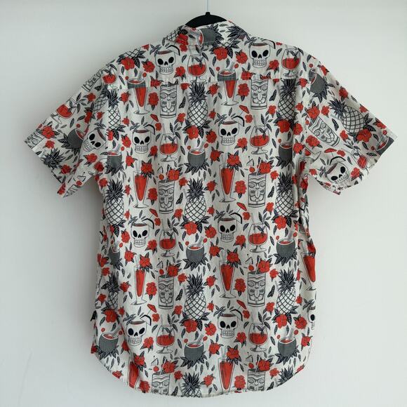 Howler Bros Shirt Mens Medium Tiki Tatsu Ya Skulls Aloha Hawaiian Surf Pineapple - Picture 4 of 10
